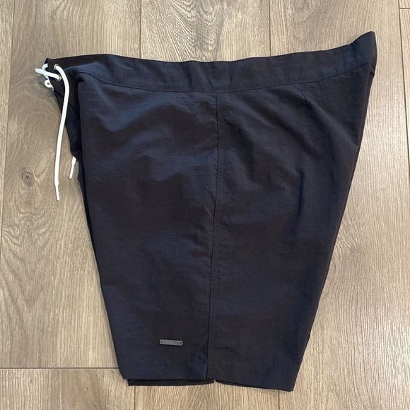 Parke & Ronen 8” Black Lined Nylon Swim Board Shorts Size 36 - Picture 2 of 13